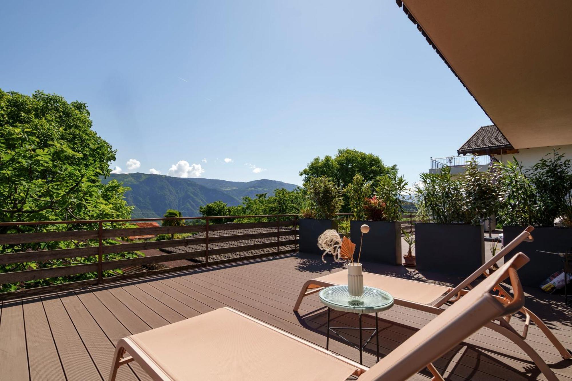 Mountain View Suites Tisens Kültér fotó